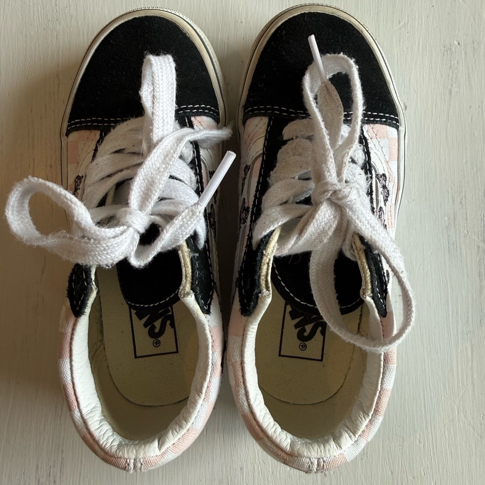 Vans Old Skool Butterflies Skate Shoes - Picture 2 of 7